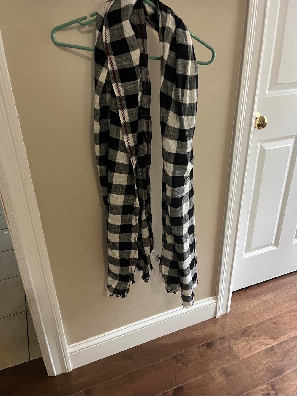 Madewell Black and White Buffalo Check Decorative Scarf